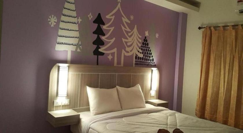 טאק Silayok Grand Hotel מראה חיצוני תמונה