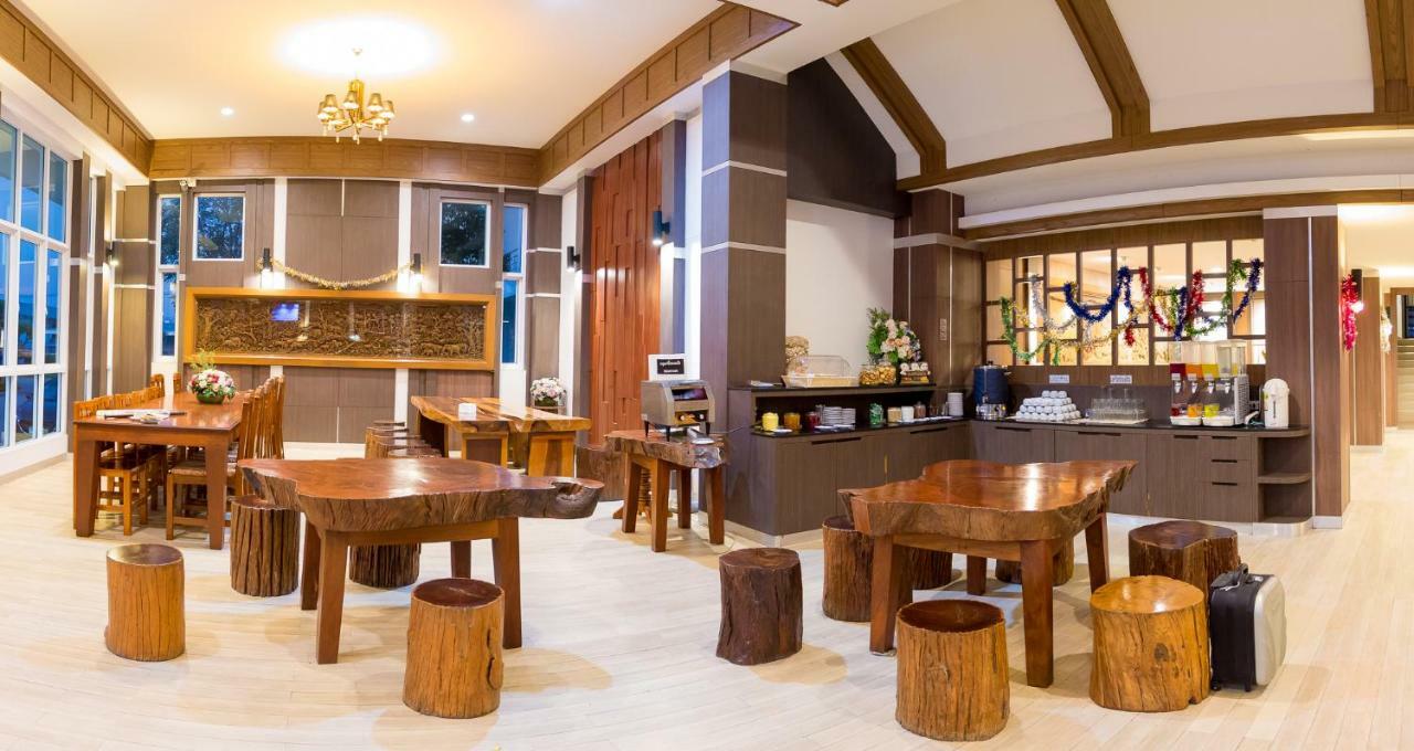 טאק Silayok Grand Hotel מראה חיצוני תמונה